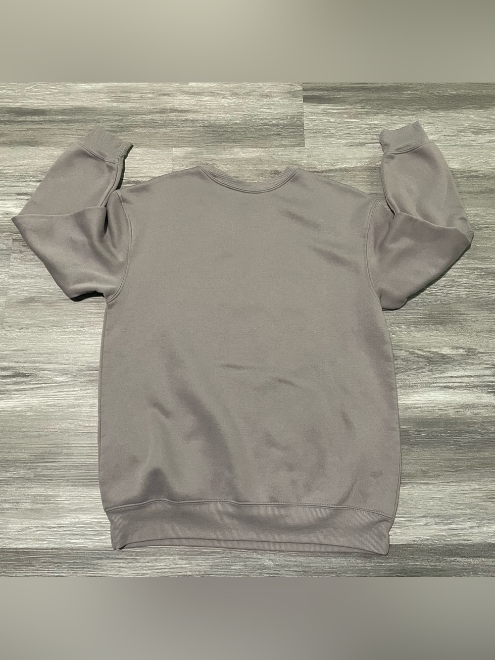 Snoopy Graphic Crew Neck Sweatshirt Grey 2024 Peanuts Women's Medium Soft Cozy - Picture 4 of 7